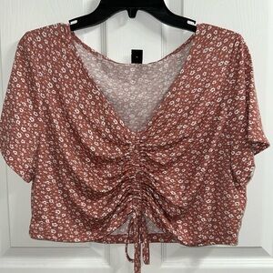 NWT SHEIN curve Adjustable Crop Top Size 1x